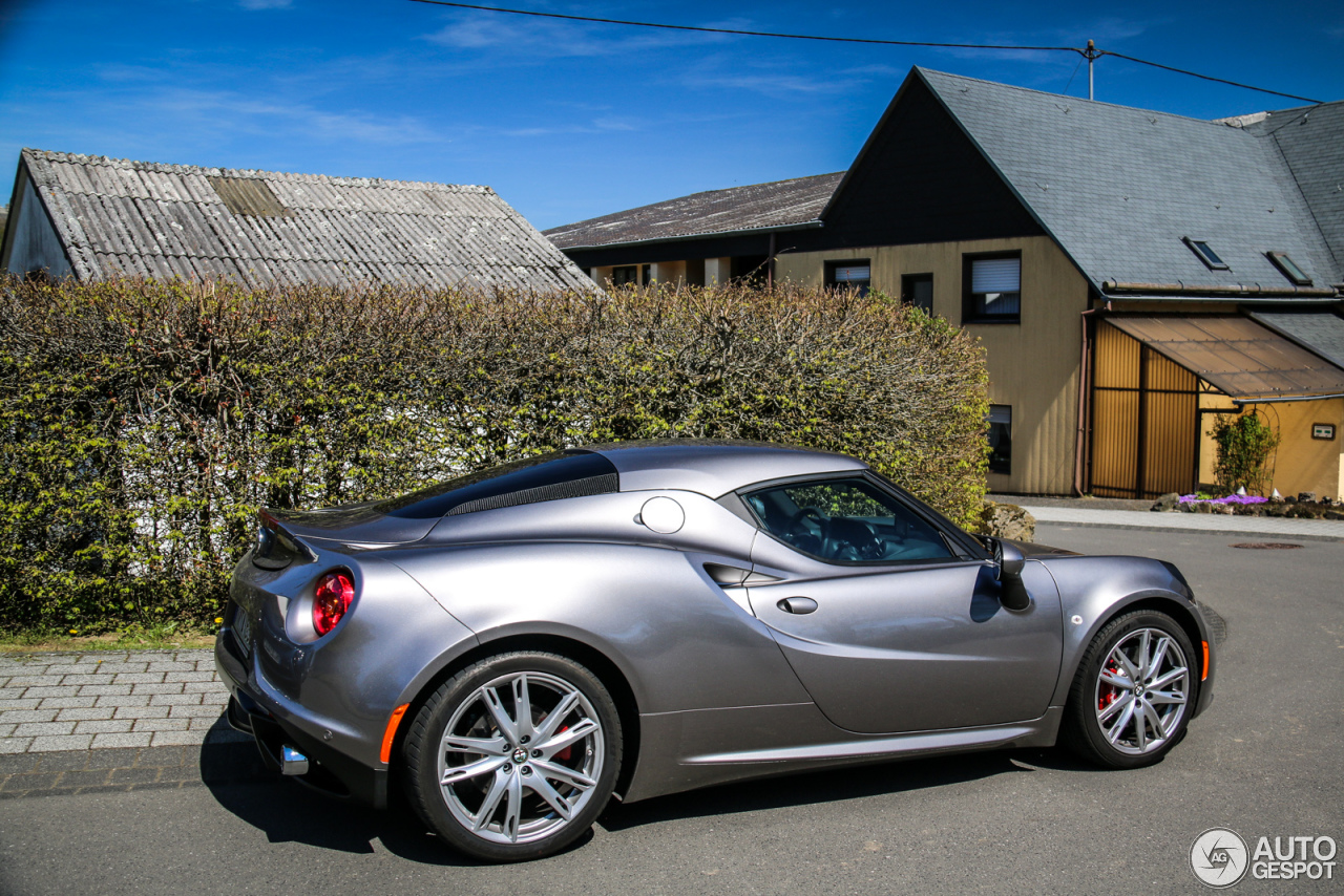 Alfa Romeo 4C Coupé