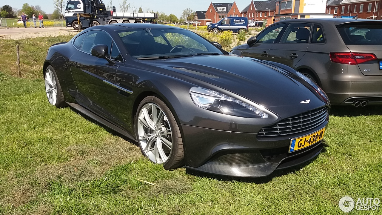 Aston Martin Vanquish 2013