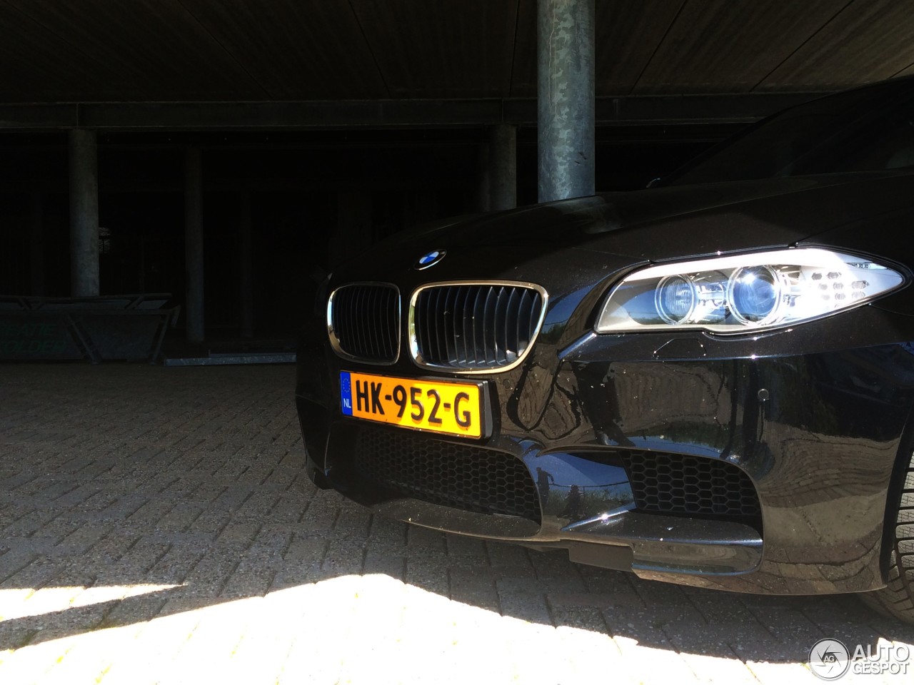 BMW M5 F10 2011