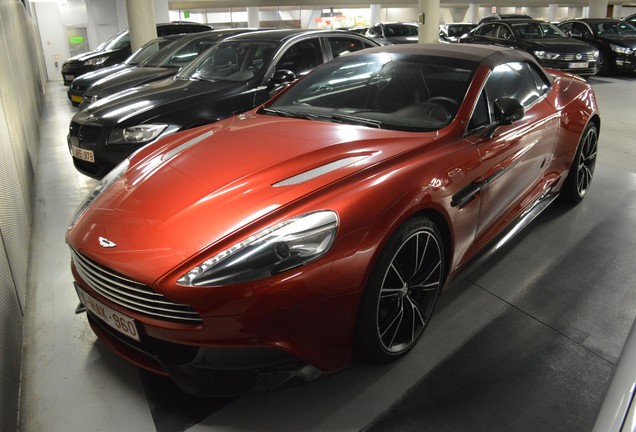 Aston Martin Vanquish Volante