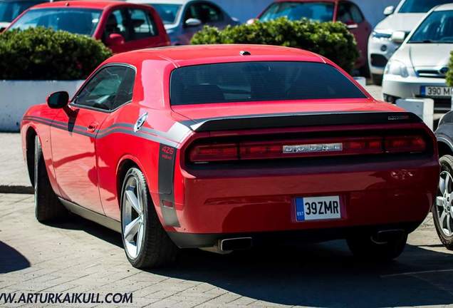 Dodge Challenger SRT-8