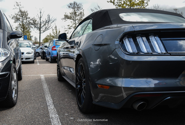 Ford Mustang GT Convertible 2015