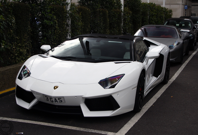 Lamborghini Aventador LP700-4 Roadster