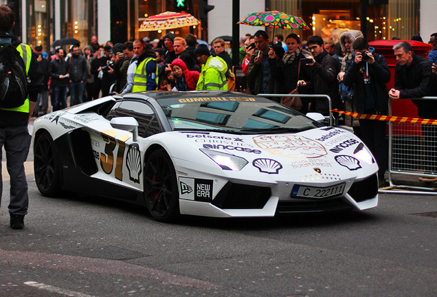 Lamborghini Aventador LP700-4 Roadster