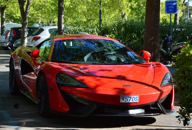 McLaren 570S