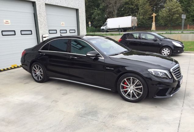 Mercedes-Benz S 63 AMG V222