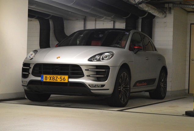 Porsche 95B Macan Turbo