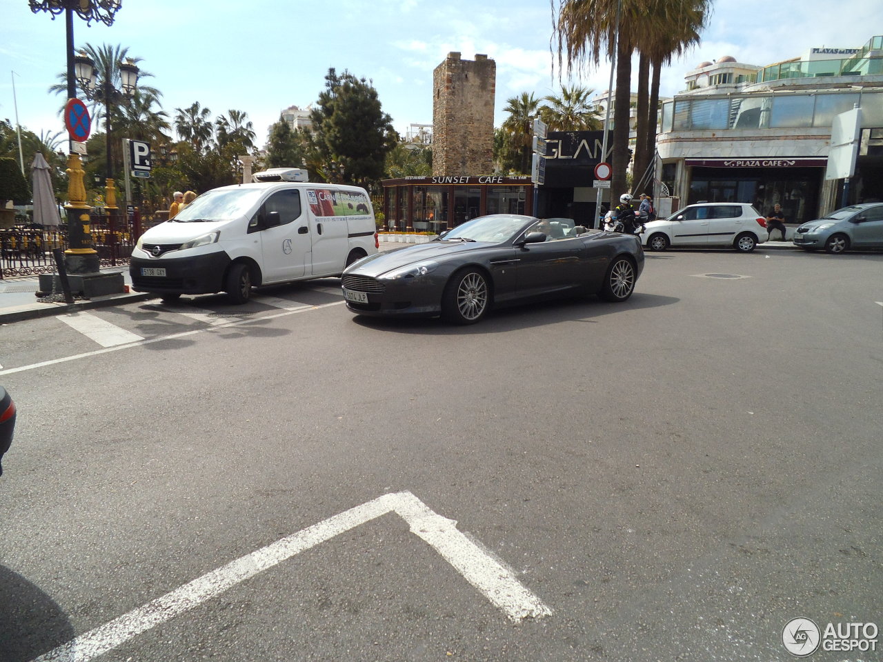 Aston Martin DB9 Volante