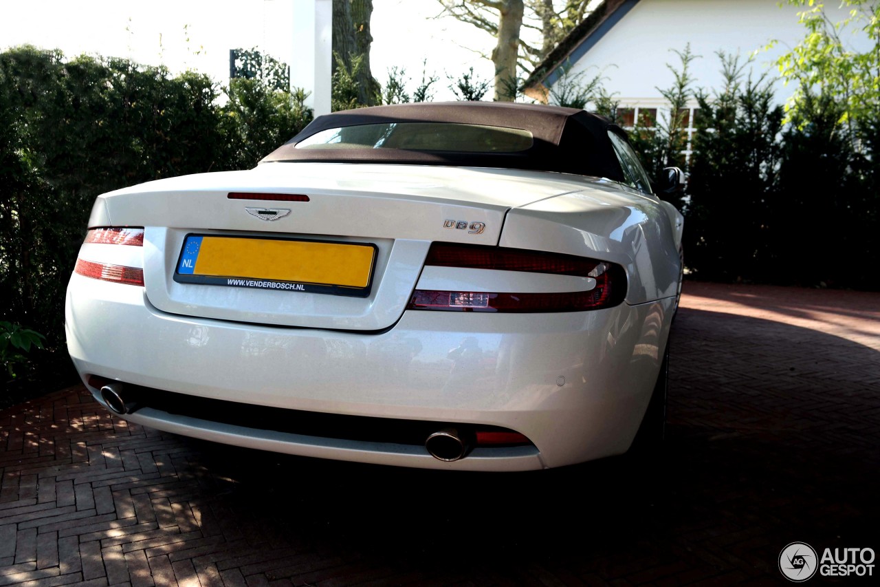 Aston Martin DB9 Volante