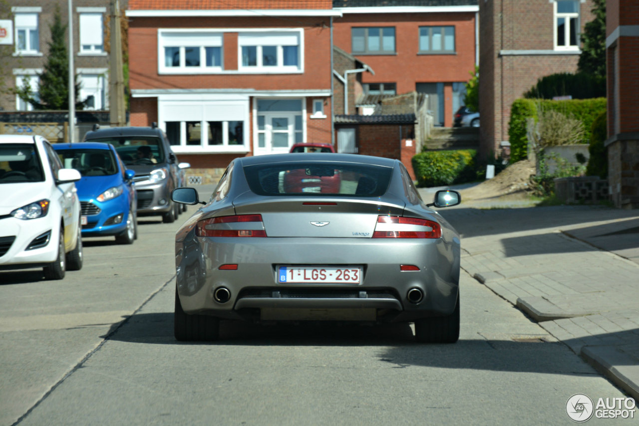 Aston Martin V8 Vantage