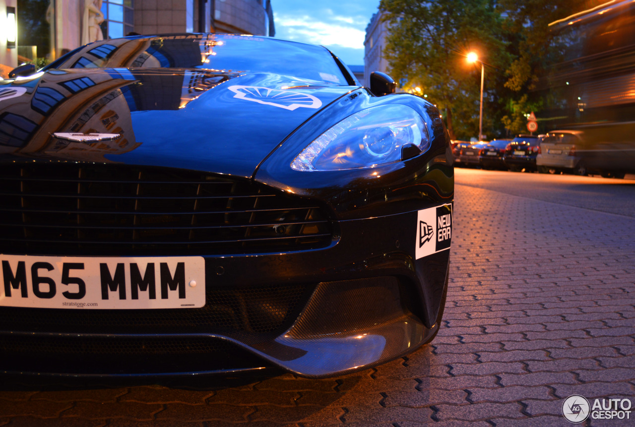 Aston Martin Vanquish 2015 Carbon Black Edition