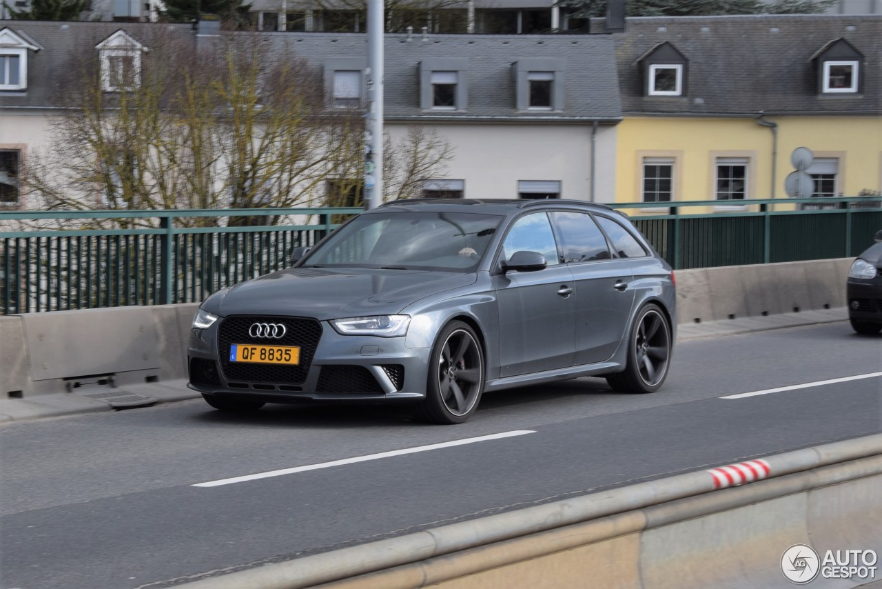 Audi RS4 Avant B8