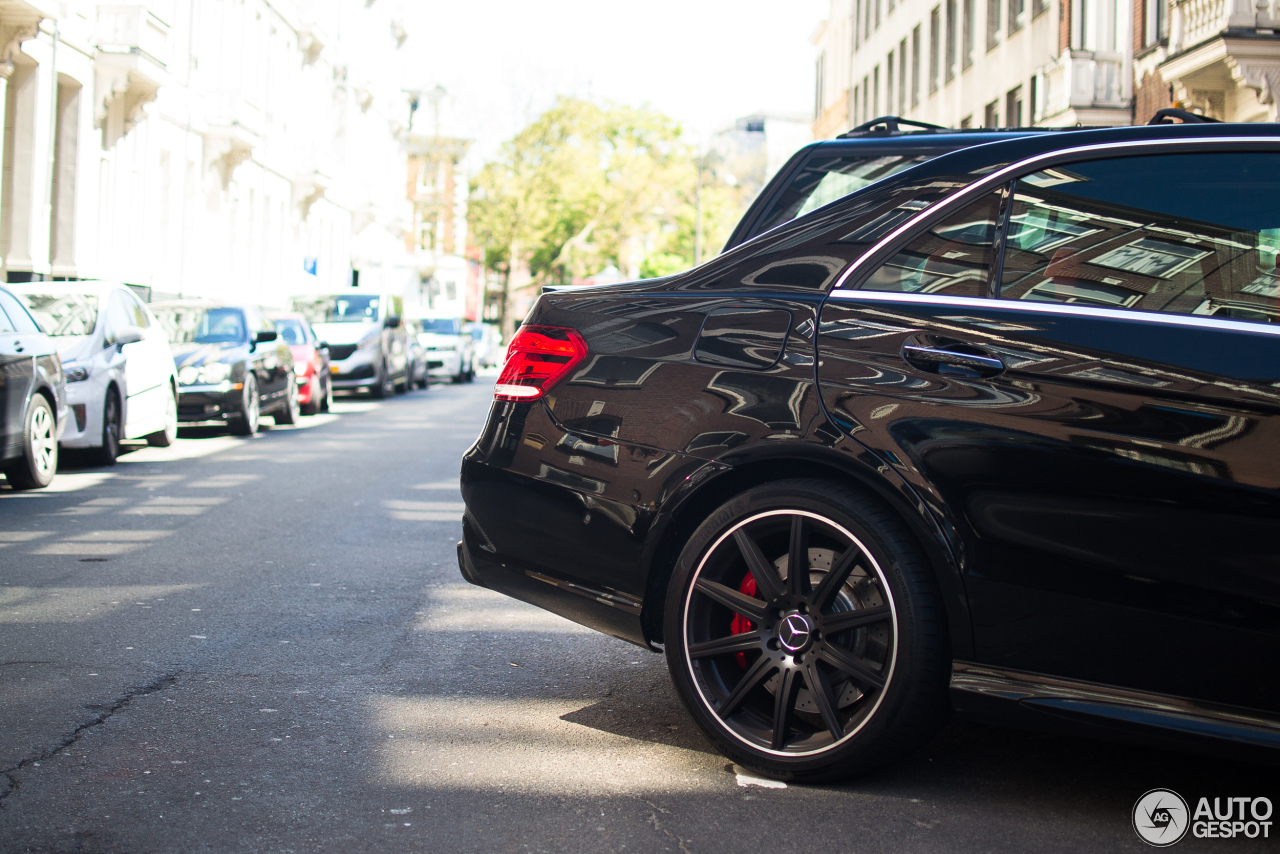 Mercedes-Benz E 63 AMG S W212