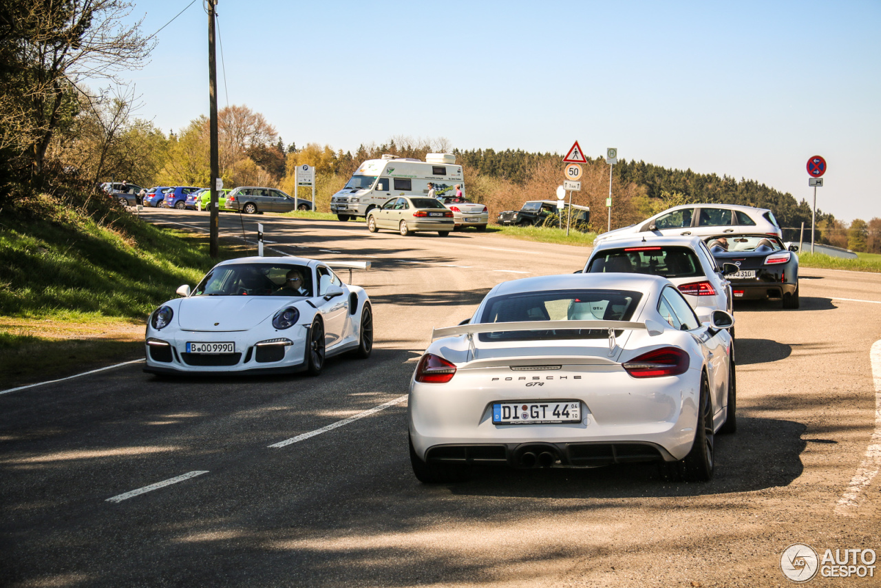 Porsche 981 Cayman GT4