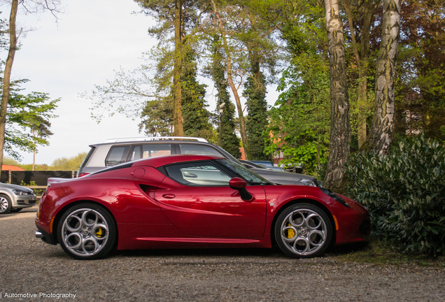 Alfa Romeo 4C Coupé