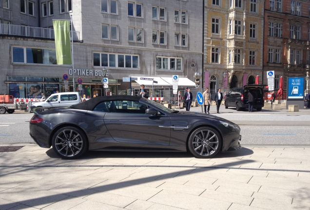 Aston Martin Vanquish Volante