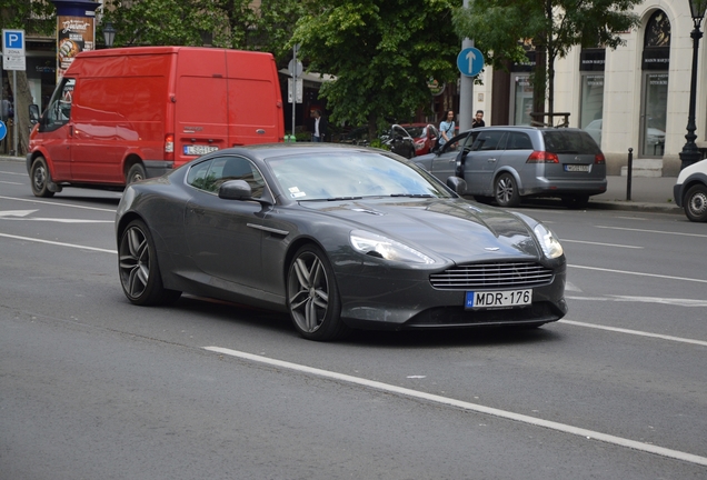 Aston Martin Virage 2011