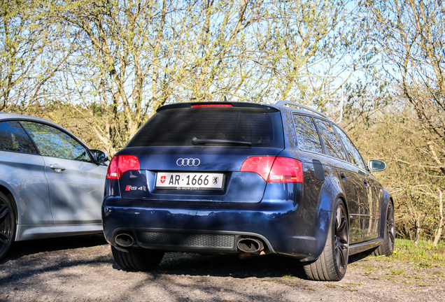 Audi RS4 Avant B7