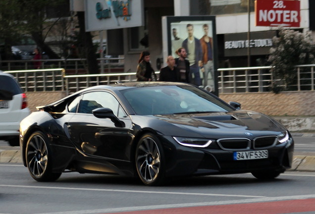 BMW i8