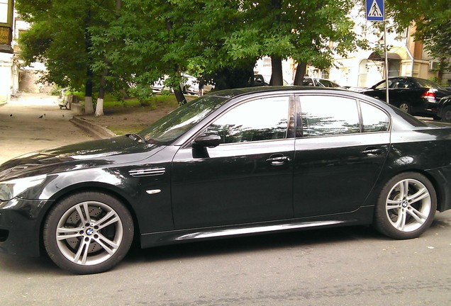 BMW M5 E60 2007