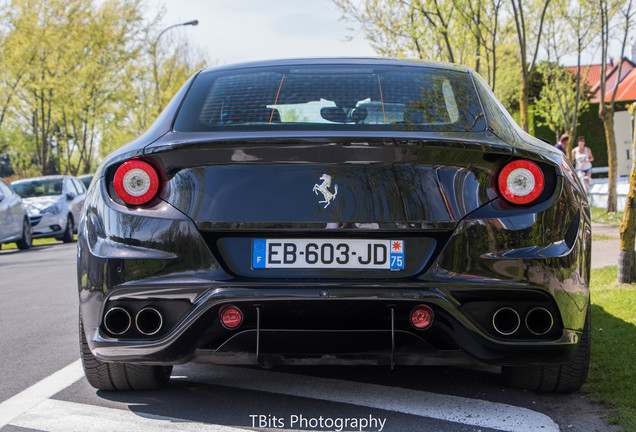 Ferrari FF