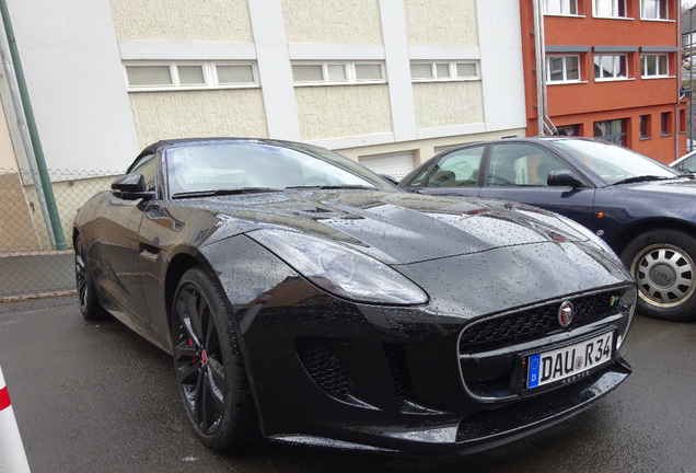 Jaguar F-TYPE R AWD Convertible