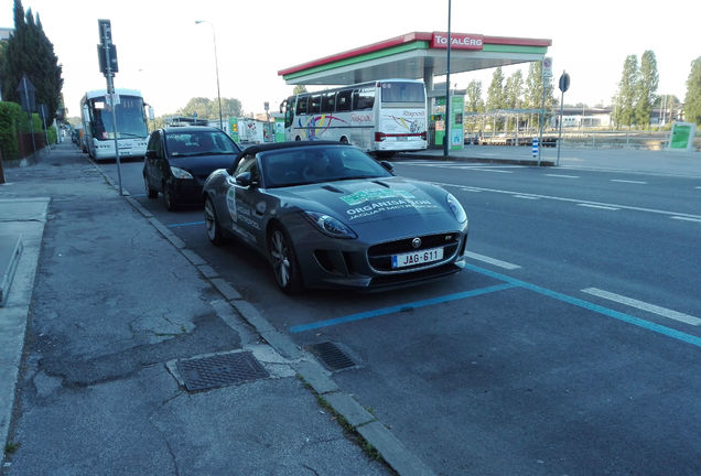 Jaguar F-TYPE S Convertible