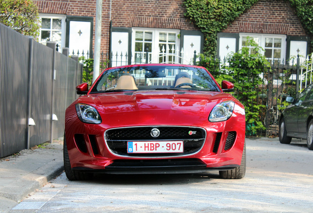 Jaguar F-TYPE S Convertible