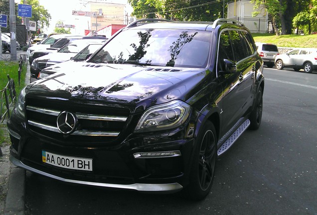 Mercedes-Benz GL 63 AMG X166