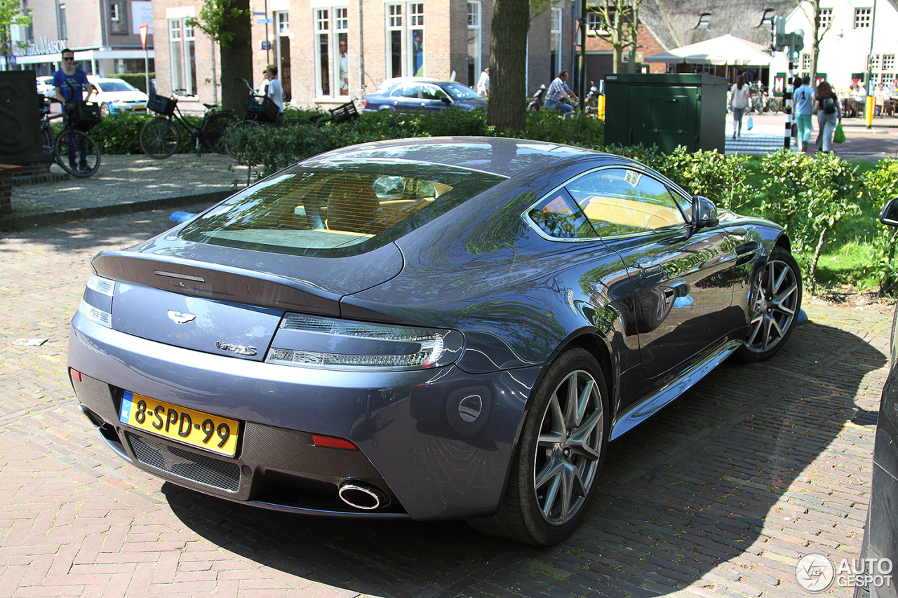 Aston Martin V8 Vantage S