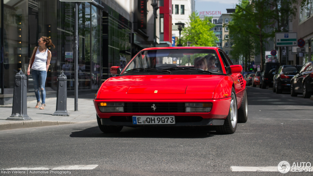 Ferrari Mondial 3.2