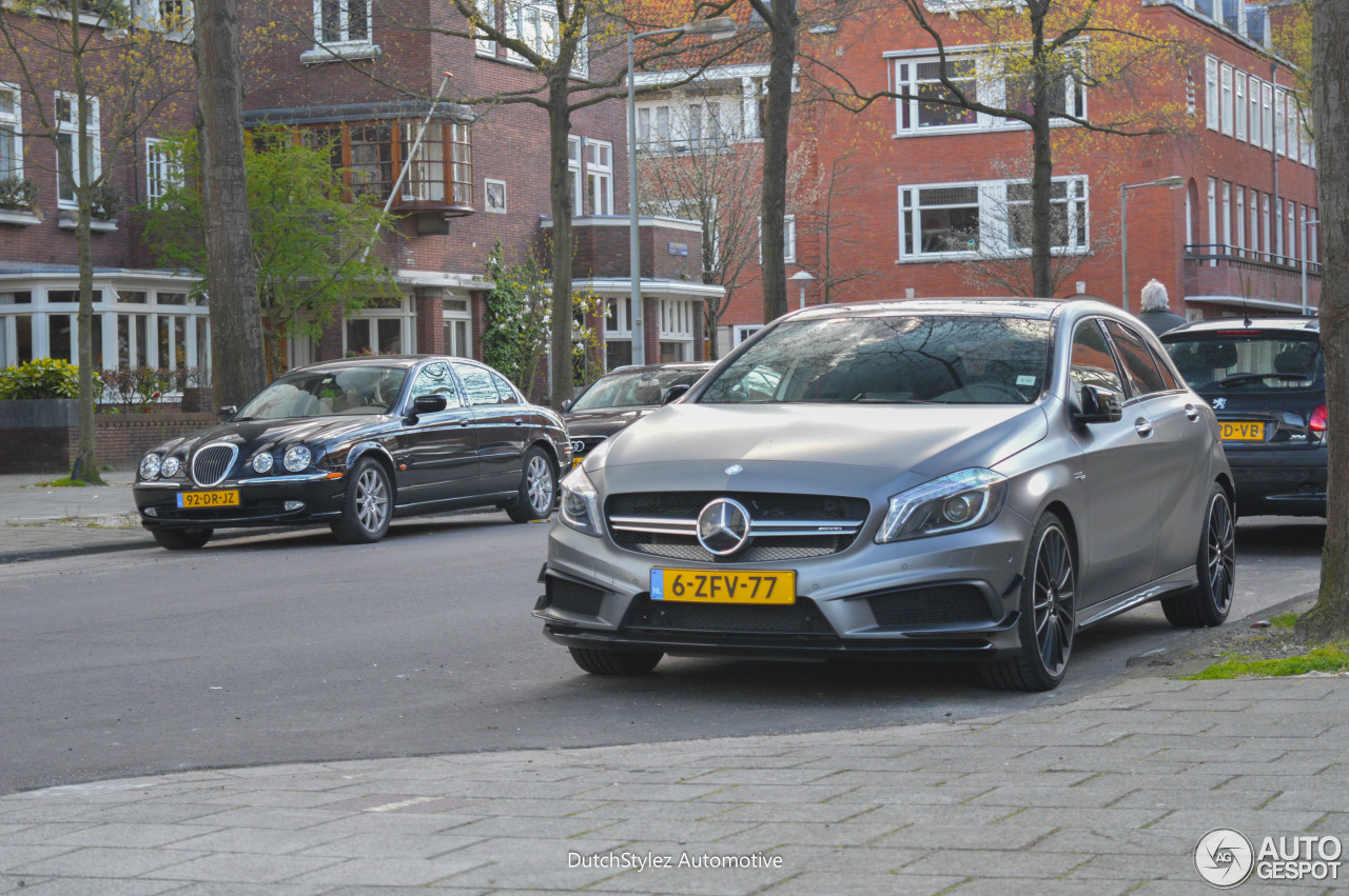 Mercedes-Benz A 45 AMG