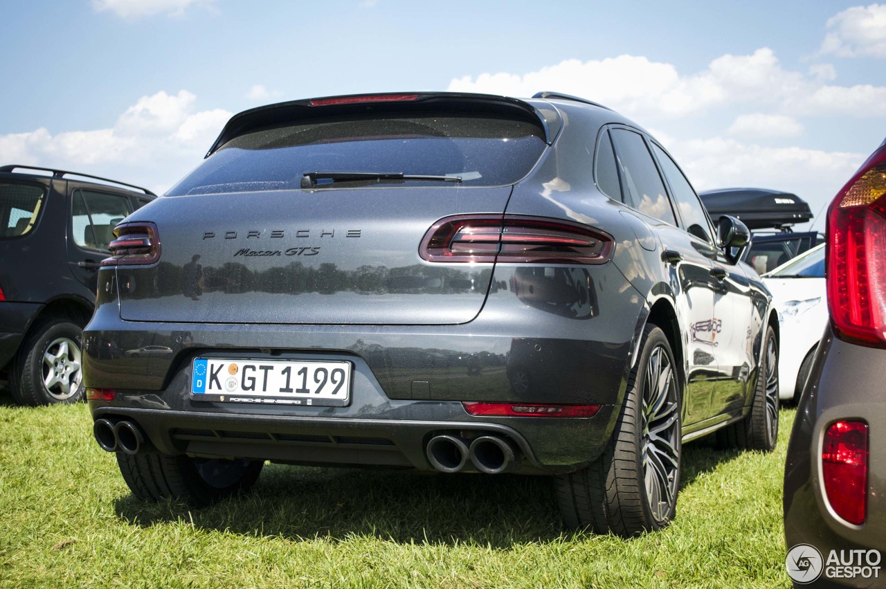 Porsche 95B Macan GTS