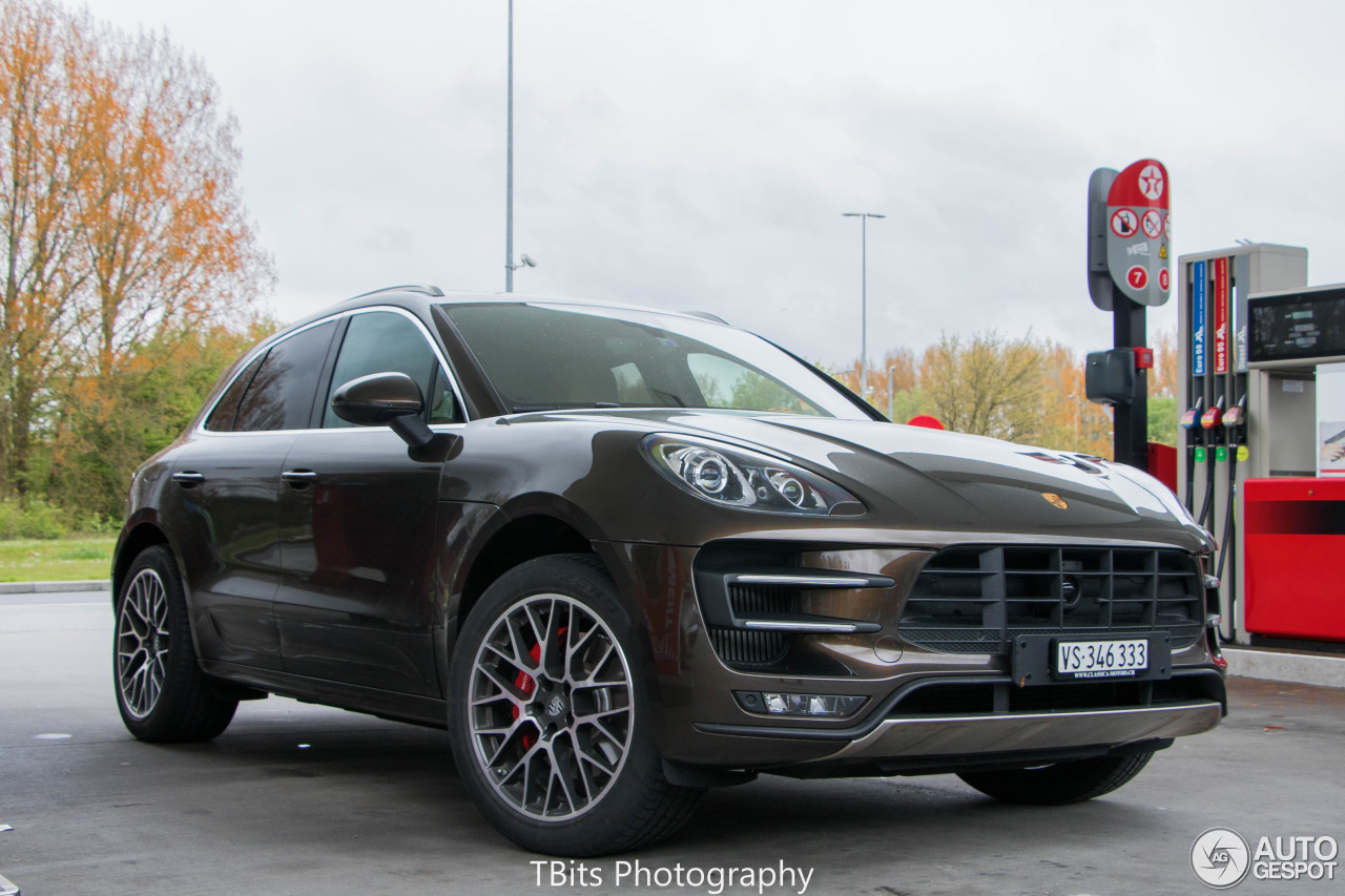 Porsche 95B Macan Turbo