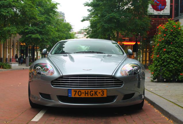 Aston Martin DB9