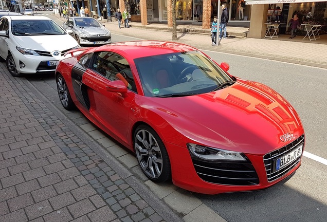 Audi R8 V10