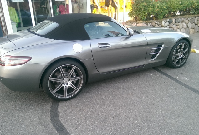 Mercedes-Benz SLS AMG Roadster