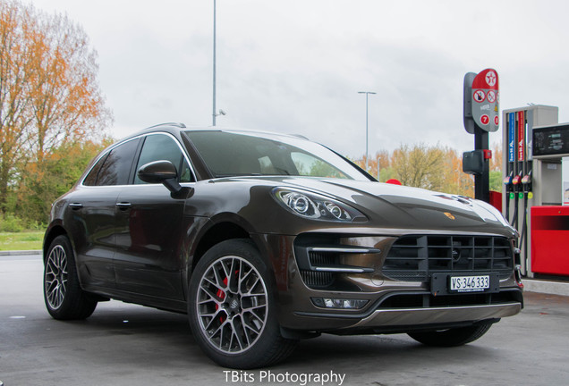 Porsche 95B Macan Turbo