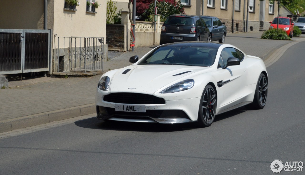 Aston Martin Vanquish 2015 Carbon White Edition