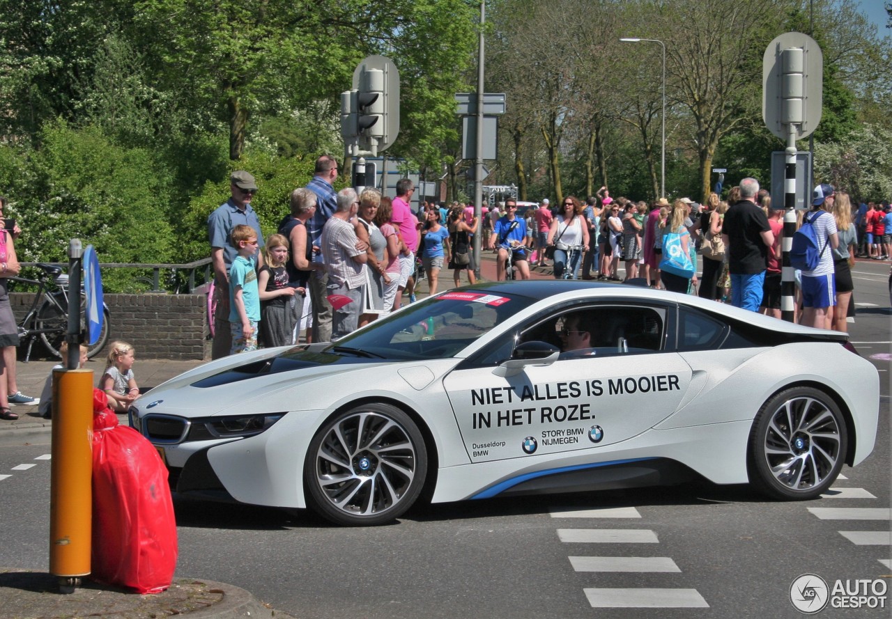 BMW i8