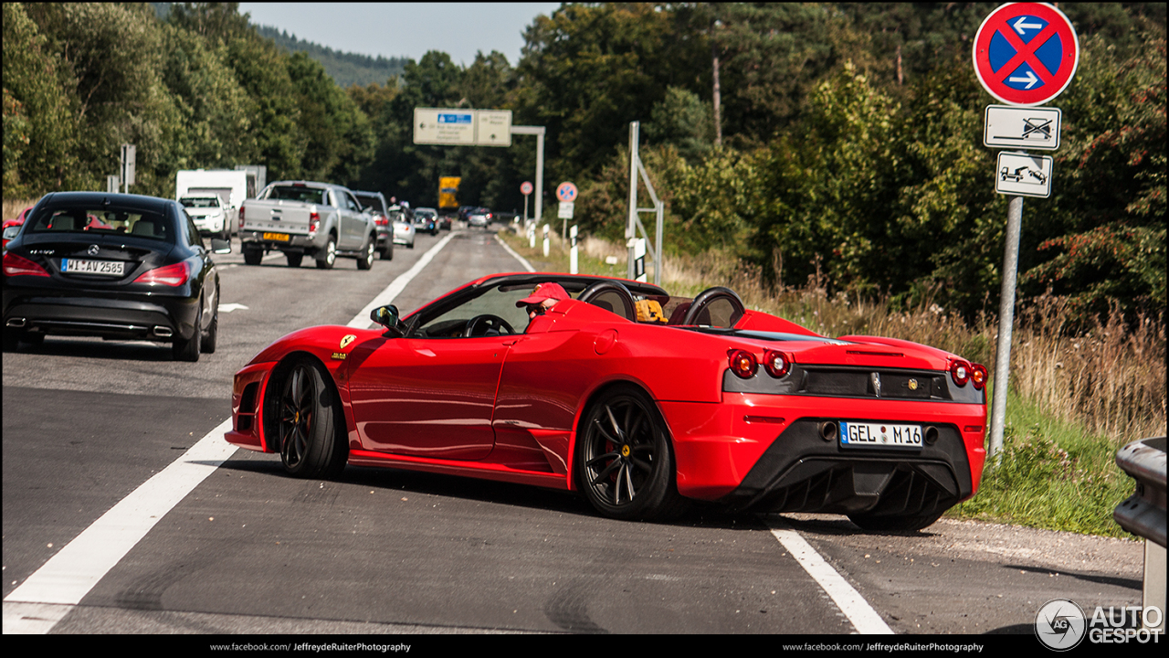 Ferrari Scuderia Spider 16M