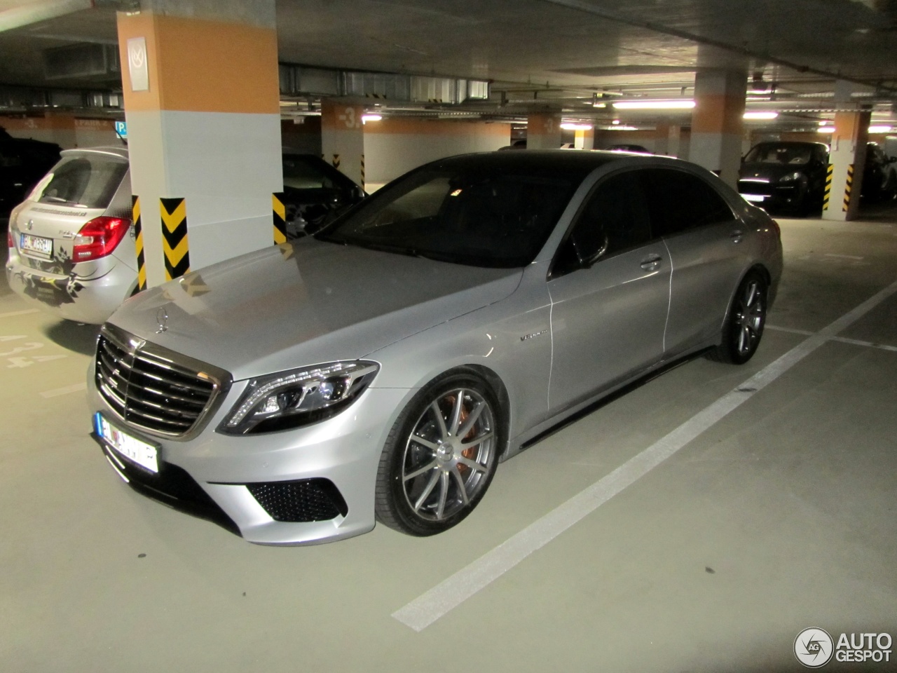 Mercedes-Benz S 63 AMG V222