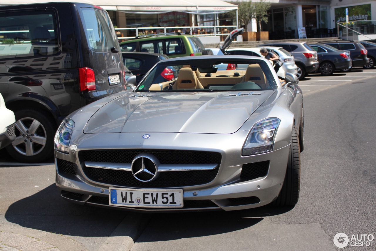 Mercedes-Benz SLS AMG Roadster