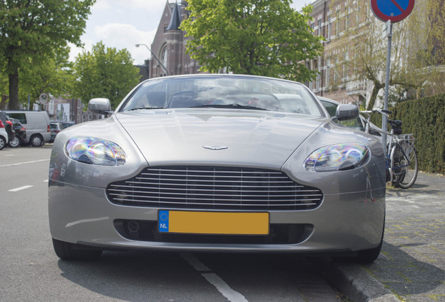 Aston Martin V8 Vantage Roadster