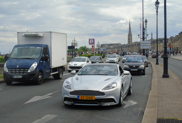 Aston Martin Vanquish 2013