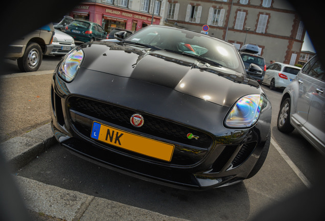 Jaguar F-TYPE R Coupé