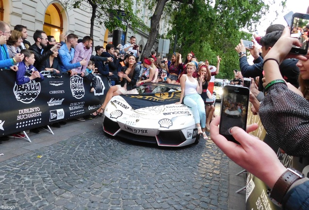 Lamborghini Aventador LP700-4 Roadster