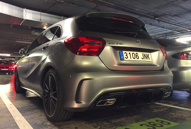 Mercedes-AMG A 45 W176 2015