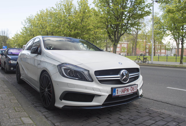 Mercedes-Benz A 45 AMG