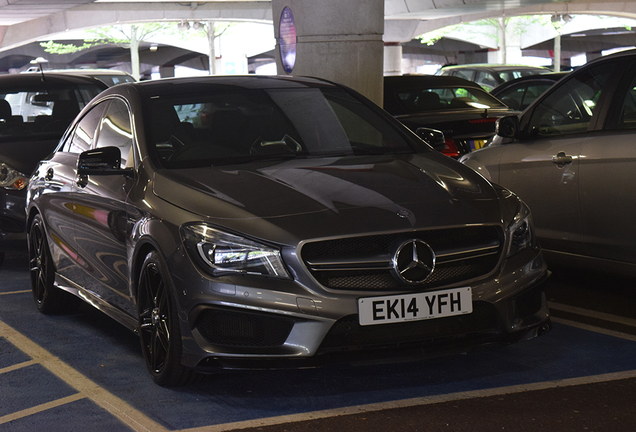 Mercedes-Benz CLA 45 AMG C117